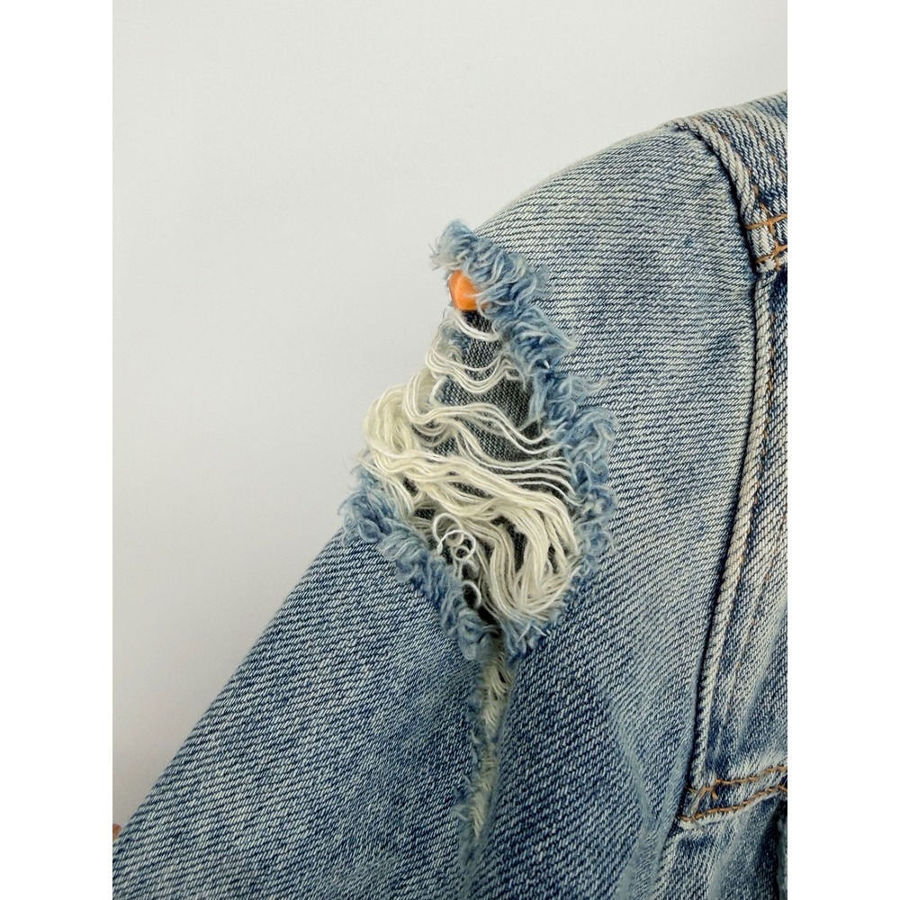 Free People Distressed Denim Jacket Light Wash Blue Womens Size Small - Picture 11 of 13